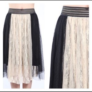 Final Sale Ryu New Cream/ Black Lace Tulle